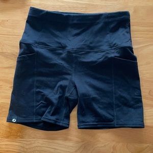 Oiselle Spandex Running Short Size 4